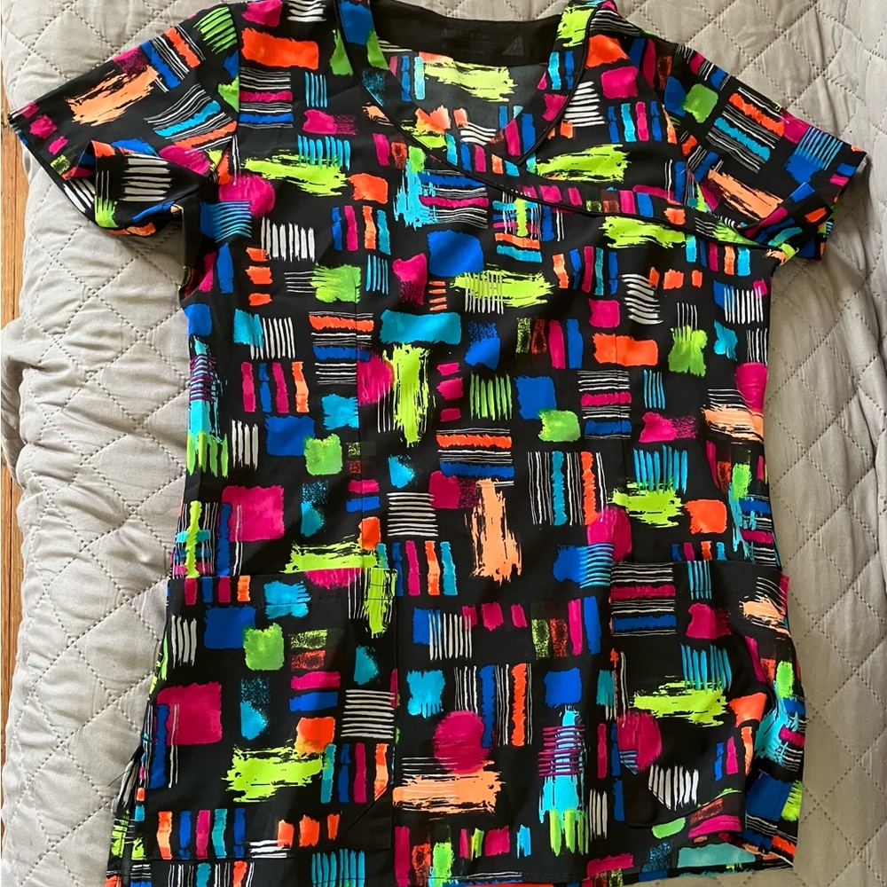 Colorful Abstract “Life Is Peachy”Women's Scrub Size M